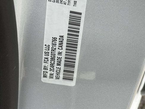 New 2026 Chrysler Pacifica Select w/ S Appearance Package AWD/4WD image 36