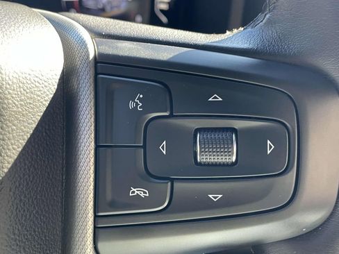 Used 2023 GMC Yukon Denali w/ Denali Reserve Package image 27