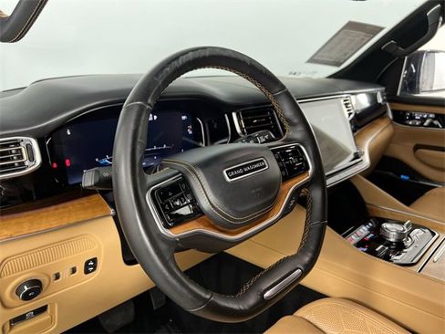 Used 2022 Jeep Grand Wagoneer Series III w/ Flexible Seating Group image 36