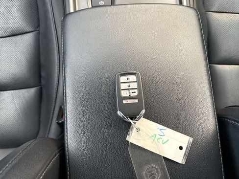 Used 2018 Honda Accord EX-L image 36