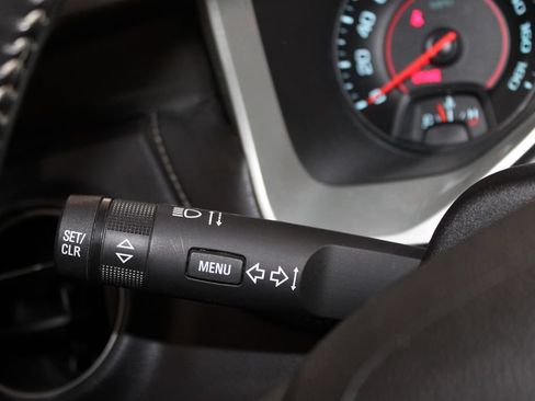 Used 2015 Chevrolet Camaro SS RWD image 32