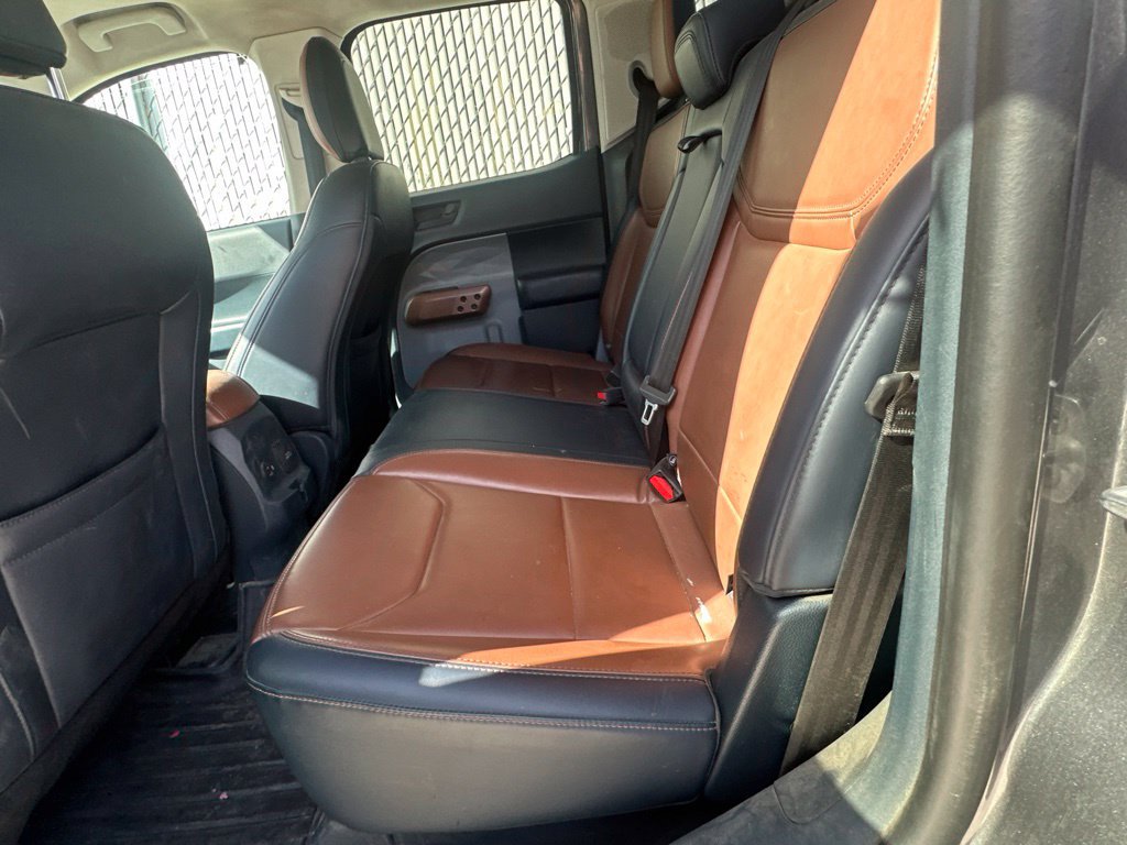 Used 2022 Ford Maverick Lariat FWD image 11