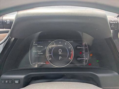 Used 2023 Lexus ES 350 Ultra Luxury w/ Accessory Package (Z2) FWD image 11