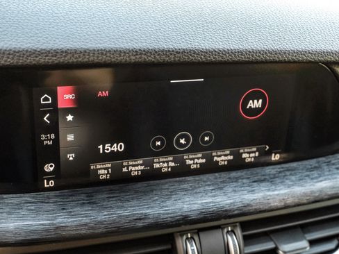 Used 2022 Alfa Romeo Stelvio Sprint image 27