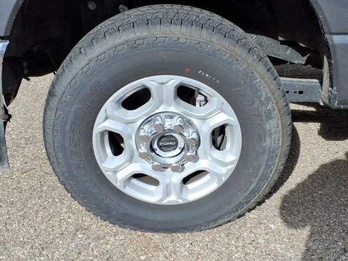 Used 2025 Ford F350 XLT AWD/4WD image 8