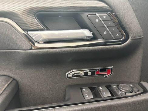 New 2025 GMC Sierra 1500 AT4 w/ AT4 Premium Package image 19