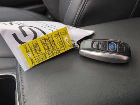 Used 2023 Subaru Outback Limited image 37