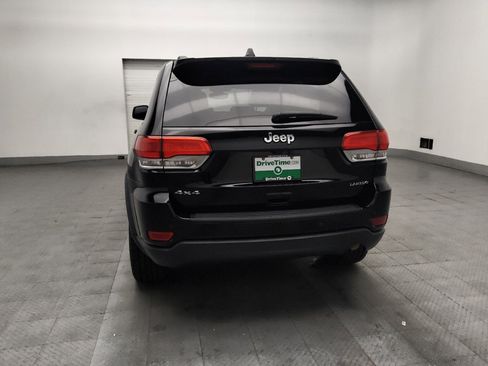 Used 2018 Jeep Grand Cherokee Laredo AWD/4WD image 6
