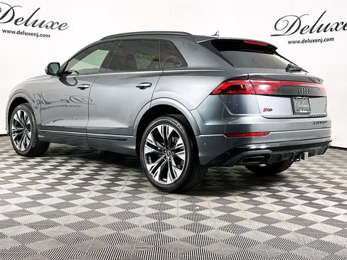 Used 2024 Audi Q8 Premium Plus w/ Premium Plus Package AWD/4WD image 4