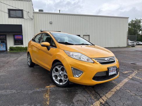 Used 2011 Ford Fiesta SEL w/ 301A Rapid Spec Order Code FWD image 10