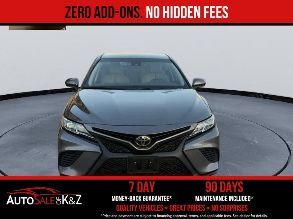 Used 2020 Toyota Camry SE FWD image 2