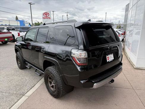 Certified 2024 Toyota 4Runner TRD Off-Road Premium w/ Off Road Premium Plus Package AWD/4WD image 4