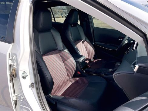 Used 2023 Toyota Corolla XSE image 9