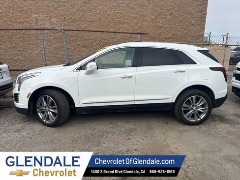 Used 2024 Cadillac XT5 Premium Luxury image 3