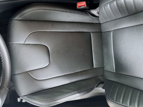 Certified 2025 Hyundai Elantra Limited image 20