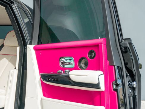 Used 2023 Rolls-Royce Phantom Sedan image 50