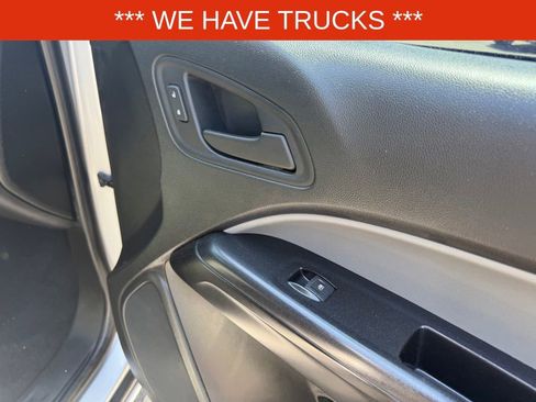 Used 2020 Chevrolet Colorado W/T w/ WT Convenience Package AWD/4WD image 28