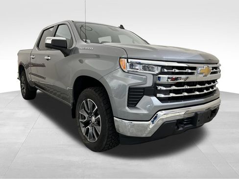 Used 2024 Chevrolet Silverado 1500 LT AWD/4WD image 9