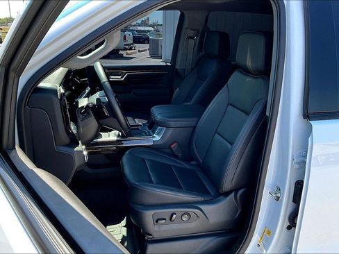 Used 2025 GMC Sierra 1500 Elevation w/ Elevation Premium Package image 33