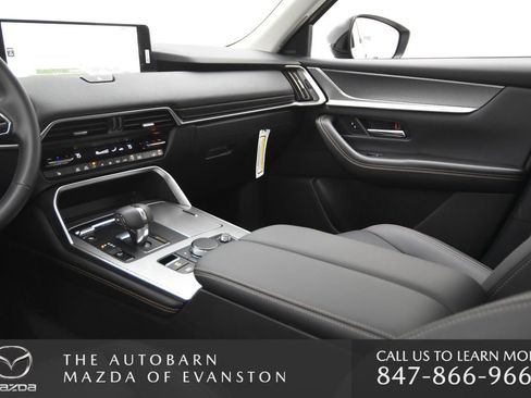 Used 2025 MAZDA CX-70 Plug-In Hybrid w/ Premium Pkg image 30