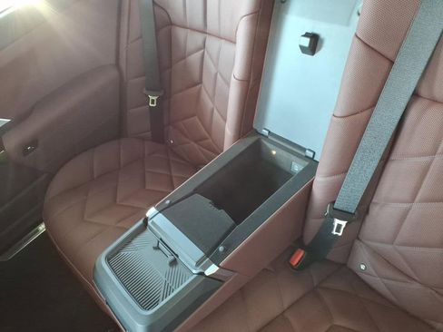 New 2026 BMW 740i xDrive image 24