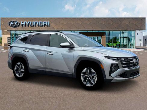 New 2026 Hyundai Tucson SEL FWD image 10