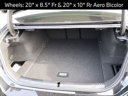 Certified 2025 BMW i5 xDrive40 w/ Premium Package image 19