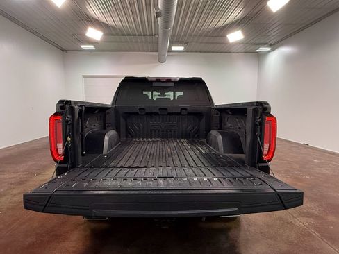 Used 2021 GMC Sierra 1500 Denali w/ Denali Ultimate Package AWD/4WD image 26