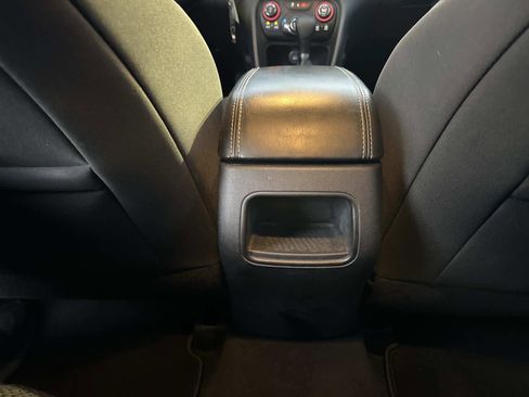 Used 2016 Dodge Dart SXT w/ Sun/Sound Group image 15