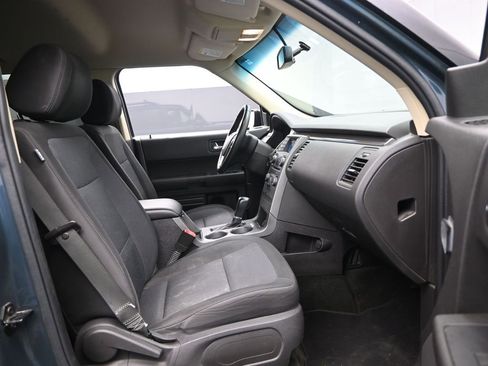 Used 2016 Ford Flex SE image 26