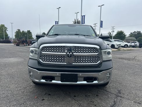 Used 2015 RAM 1500 Laramie w/ Convenience Group AWD/4WD image 9