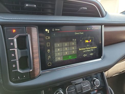 Used 2024 GMC Yukon Denali Ultimate image 13