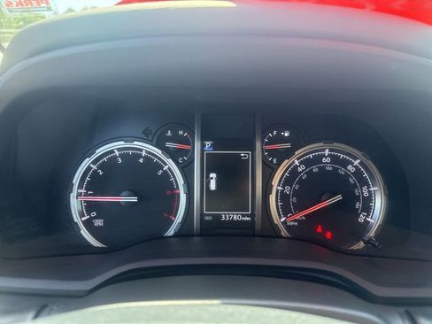 Used 2024 Toyota 4Runner TRD Off-Road Premium w/ Off Road Premium Plus Package image 27