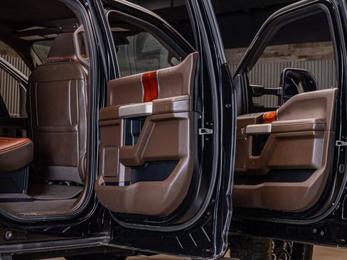 Used 2021 Ford F250 King Ranch w/ Tremor Off-Road Package image 29