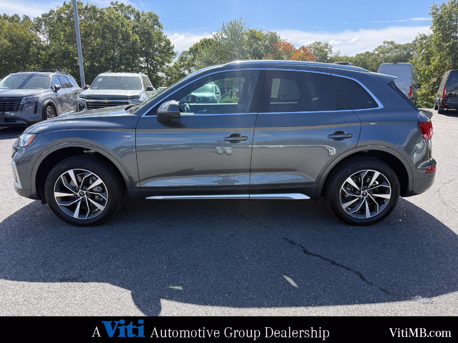 Used 2022 Audi Q5 2.0T Premium w/ Convenience Package AWD/4WD image 5