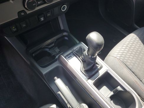 Used 2022 Toyota Tacoma SR5 w/ Technology Package RWD image 22