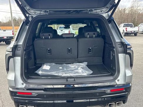New 2026 Chevrolet Traverse RS AWD/4WD image 13