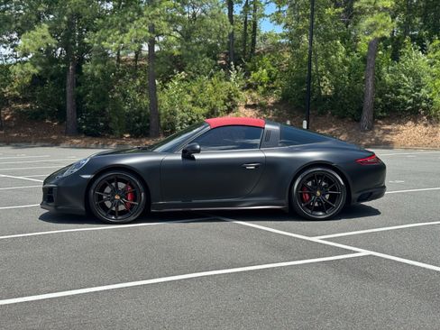 Used 2017 Porsche 911 Targa 4 GTS AWD/4WD image 6