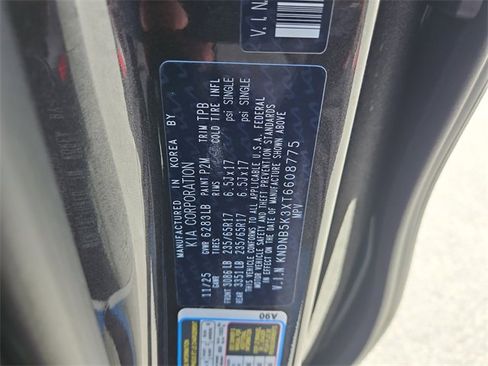 New 2026 Kia Carnival LXS image 30