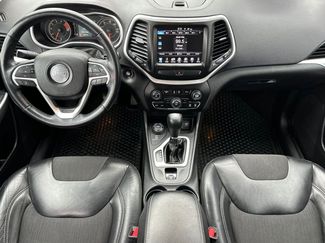 Used 2018 Jeep Cherokee Latitude Plus w/ Cold Weather Group video 3