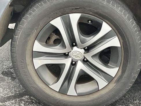 Used 2016 Toyota RAV4 LE image 12