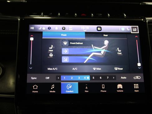 Used 2024 Jeep Grand Cherokee L Limited w/ Black Appearance Package image 16