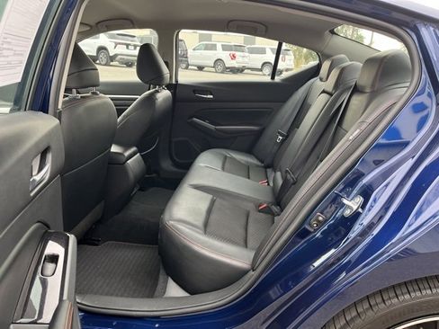 Used 2024 Nissan Altima 2.5 SR image 27