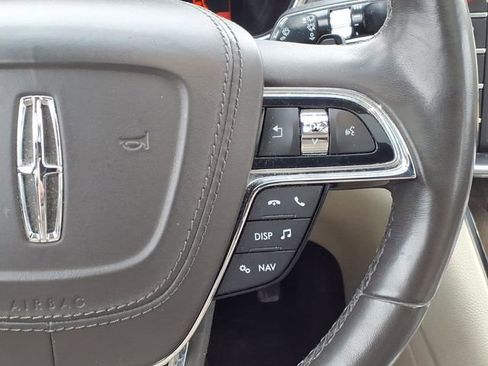 Used 2017 Lincoln Continental Reserve w/ Climate Package AWD/4WD image 11