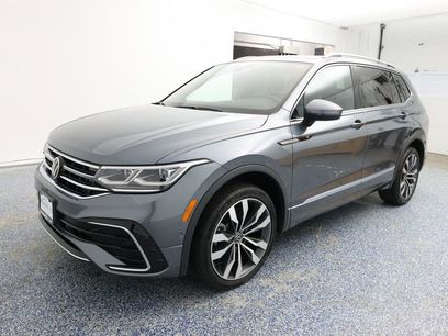 Used 2023 Volkswagen Tiguan SEL R-Line