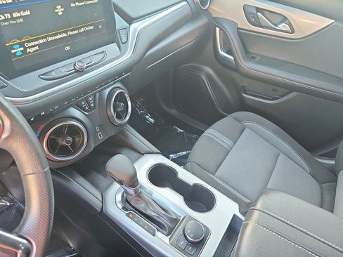 Used 2024 Chevrolet Blazer LT w/ Convenience Package FWD image 25