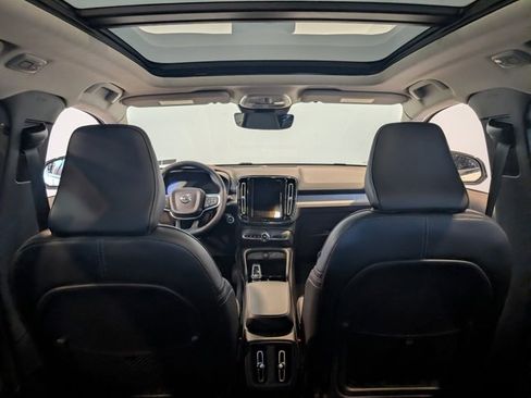 New 2026 Volvo XC40 B5 Plus w/ Protection Package Premier image 29