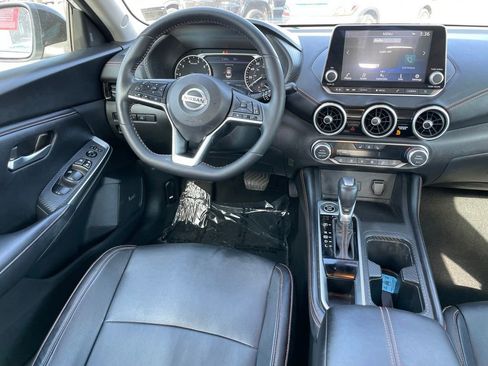 Certified 2023 Nissan Sentra SR w/ SR Premium Package FWD image 9