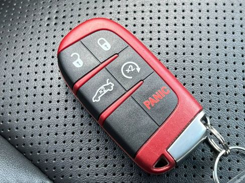 Used 2020 Dodge Challenger SRT Hellcat RWD image 29
