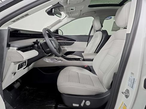 Used 2026 Lincoln Nautilus Reserve w/ Jet Appearance Package AWD/4WD image 12